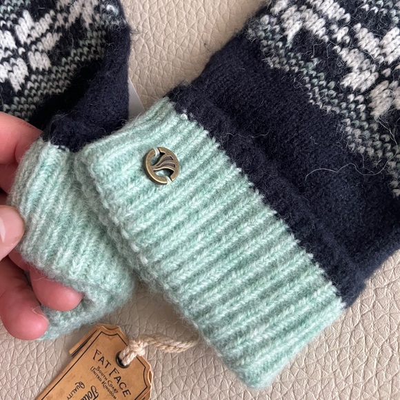 NWT - Fat Face Women’s Snowflake Wool Blended Gloves - Picture 3 of 6